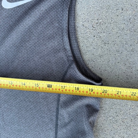 4 Bundle Nike Dri Fit Size Medium Men Sleeveless Tank Top Running - Picture 4 of 16